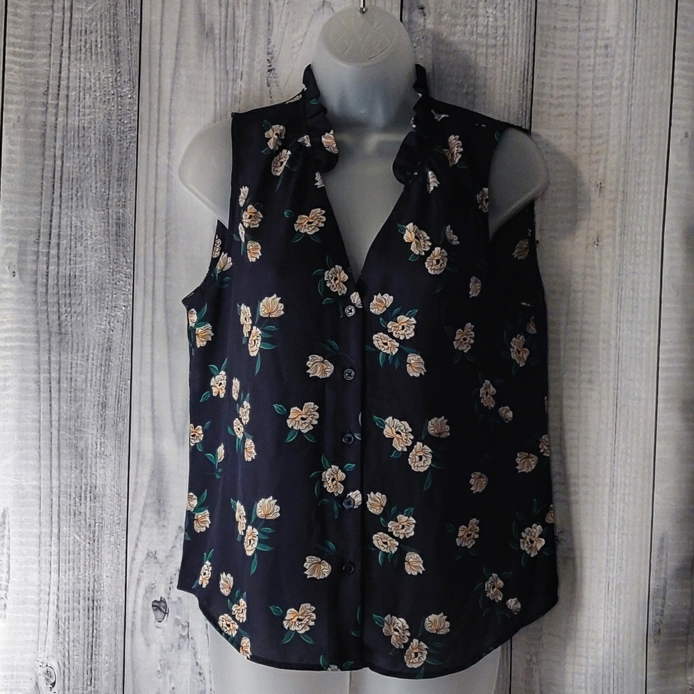 NWT Banana Republic Petite Button Up Blouse